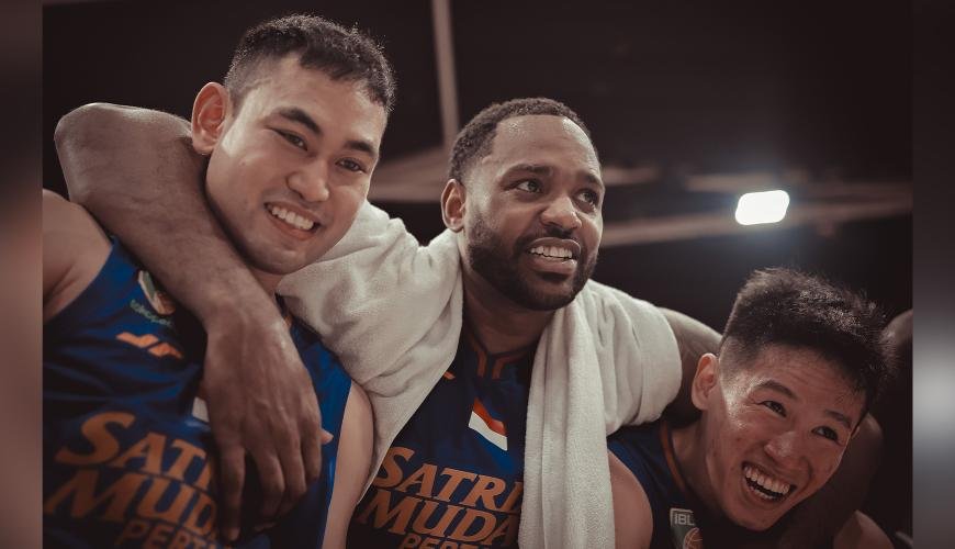 Satria Muda Lepas Myke Henry