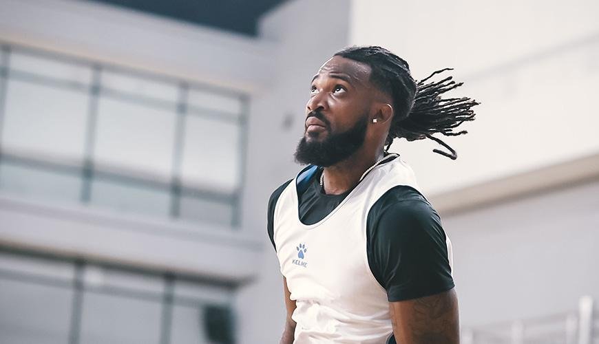 SATRIA MUDA PERTAMINA BANDUNG LENGKAPI PEMAIN ASING MUSIM 2026 DENGAN CHAD TERON BROWN