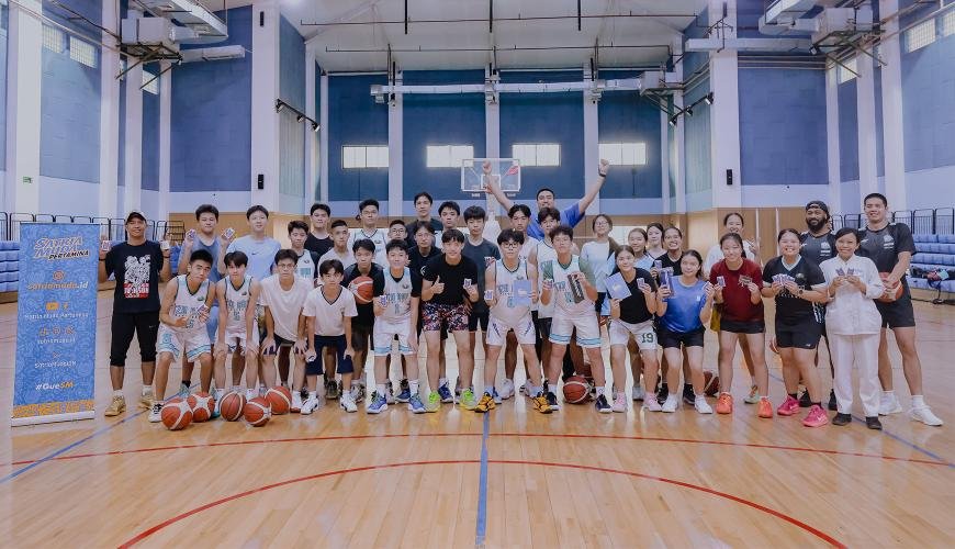 Satria Muda Pertamina Gelar Klinik Basket di Tzu Chi School
