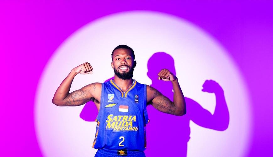 Satria Muda Rekrut Shannon Evans 